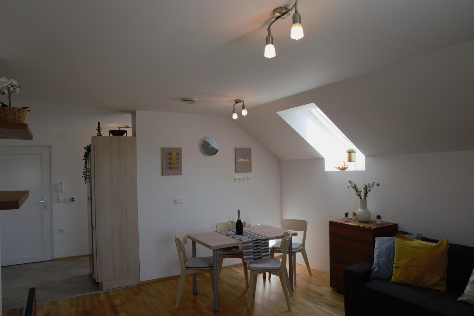 Domen'S Cozy Rentals Kranj Eksteriør bilde